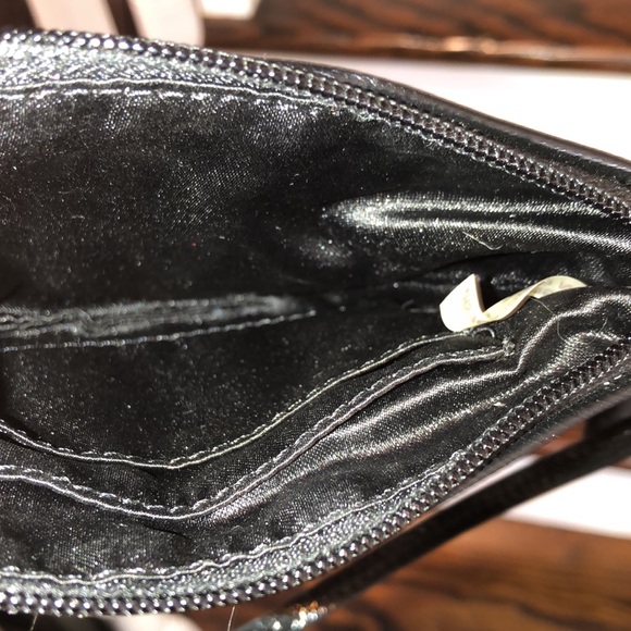 COACH Black Patent Leather Grey Canvas Jacquard Signature C Wristlet - Picture 6 of 10